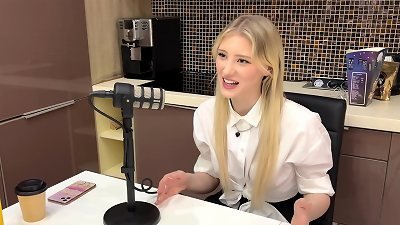 The LustCast Podcast - asian porn in focus with succumbs Melody Marks