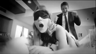 blindfolded cuckold sharing with mate and doble penetration
